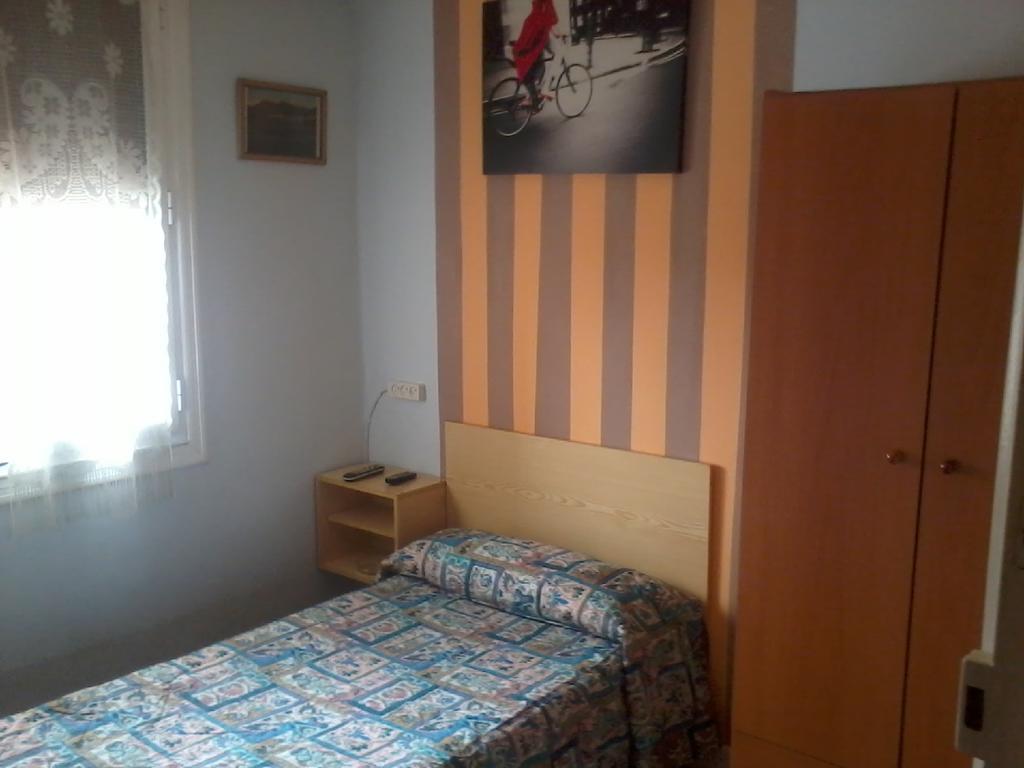 Pension Gema Irún Szoba fotó